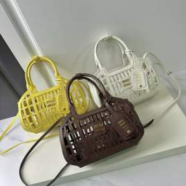 Picture of Miu Miu Handbags _SKUfw227467350fw